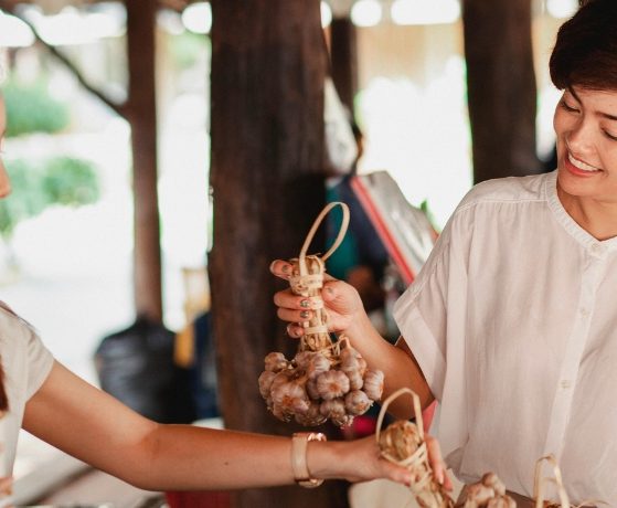 5 Sustainability Retail Marketing Strategies to Win Eco-Conscious Consumers