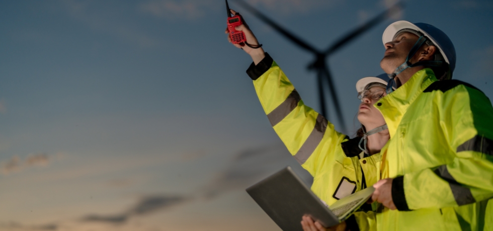 How Net Zero Emissions Planning Is Reshaping Supplier Scorecards for Mid-Market Manufacturers