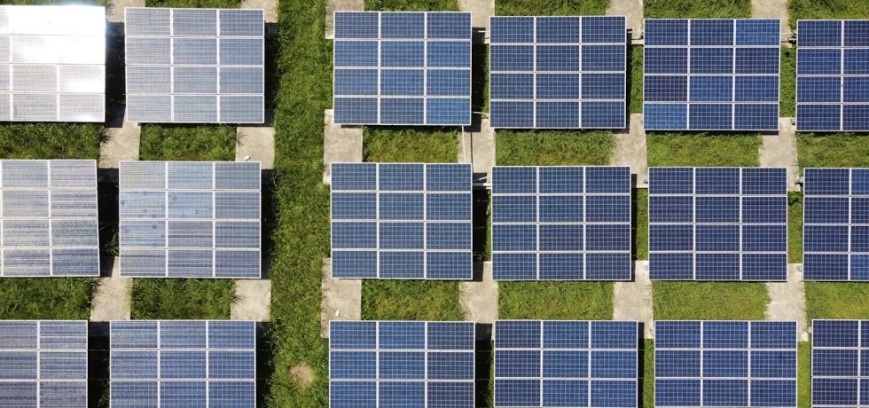 Designing Sustainable Supply Networks for Climate Disruptions and Geopolitical Uncertainty